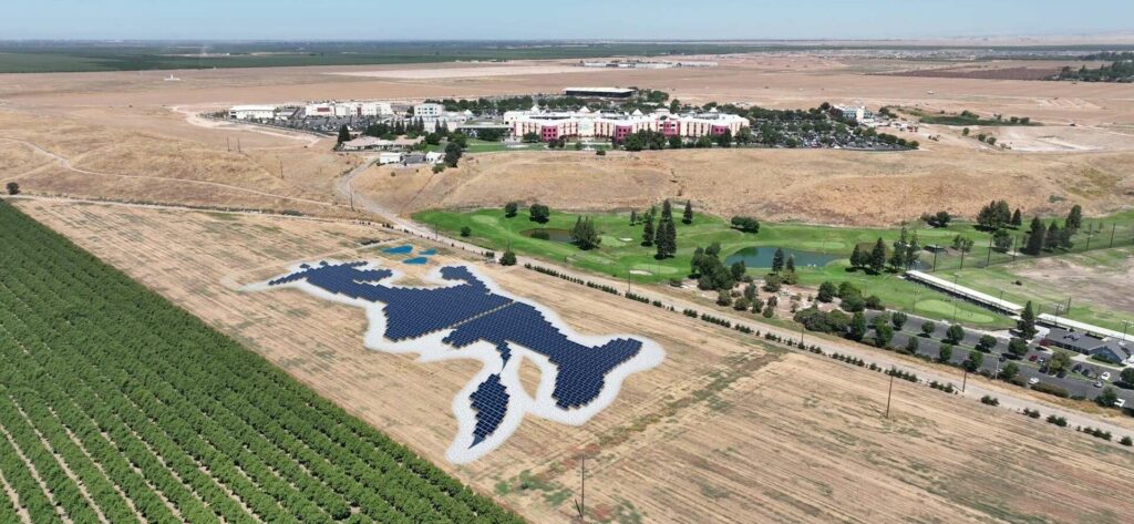 Rendering of Valley Children's solar field, designed in the shape of the hospital's mascot, George the Giraffe. (Madera, California)